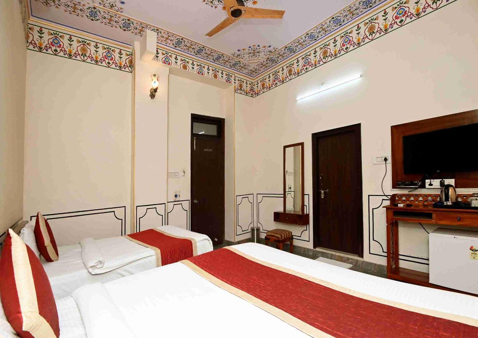 Virasat Mahal Heritage Hotel-Jaipur City Center Exterior photo