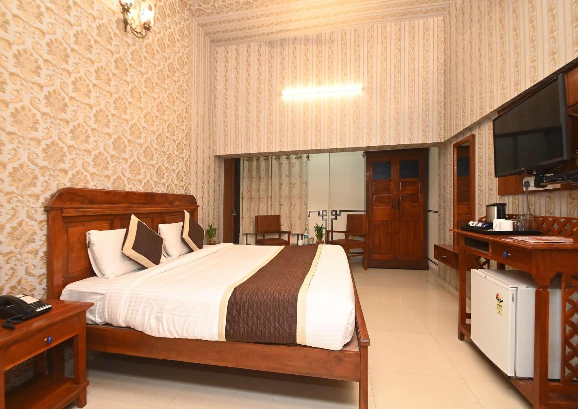 Virasat Mahal Heritage Hotel-Jaipur City Center Exterior photo