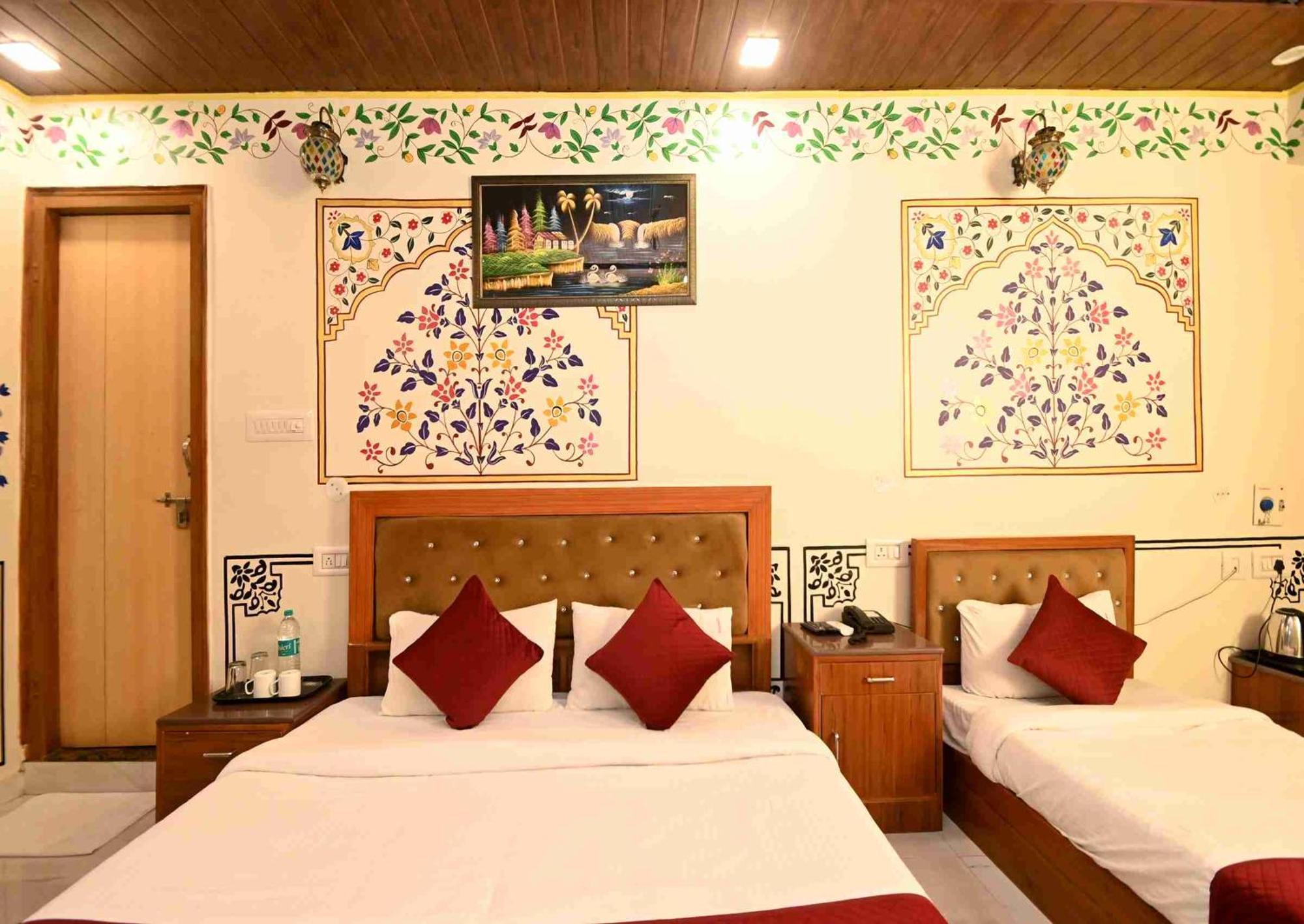 Virasat Mahal Heritage Hotel-Jaipur City Center Exterior photo