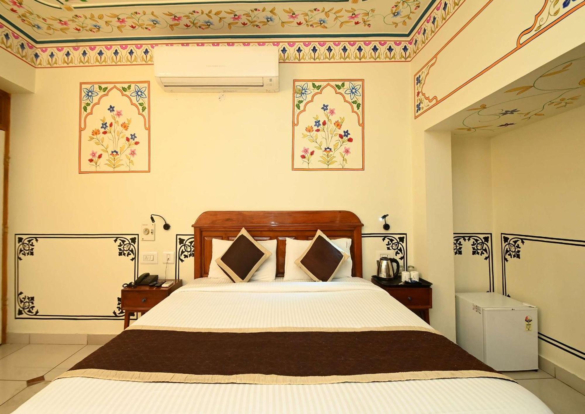 Virasat Mahal Heritage Hotel-Jaipur City Center Exterior photo